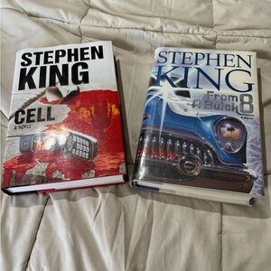 Stephen King hardcover books x2 Cell & From a Buick 8 EUC